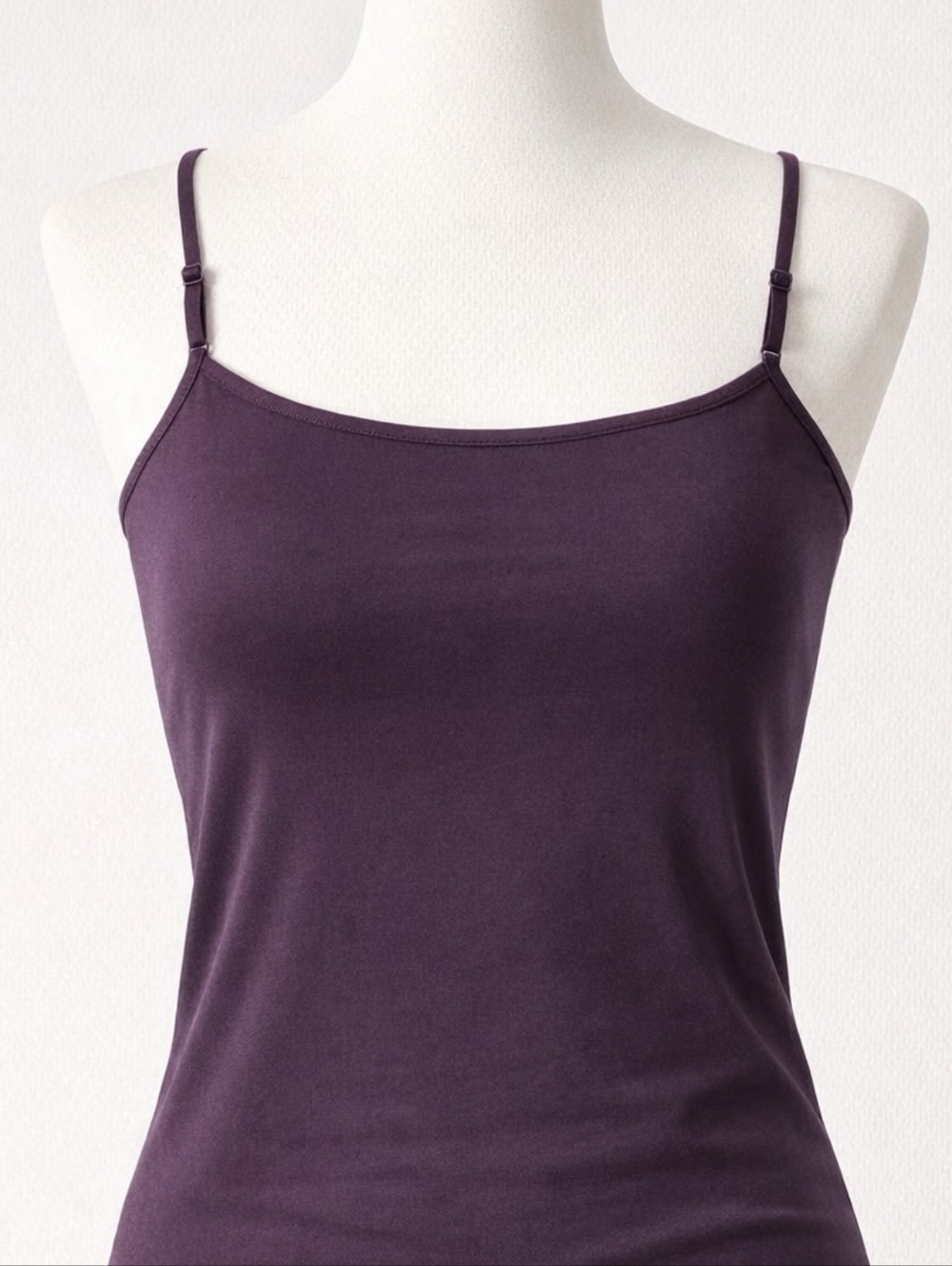 Ann Taylor Seamless Camisole – XS – Dark Plum - Picture 1 of 5